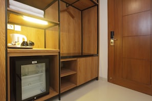 Deluxe Double Room, 1 Queen Bed, Garden View