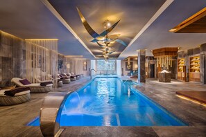 Bilik rawatan pasangan, sauna, tab panas, bilik wap, rawatan badan 