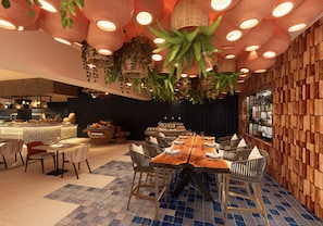 6 restaurants, breakfast, lunch, dinner served; Mexican cuisine