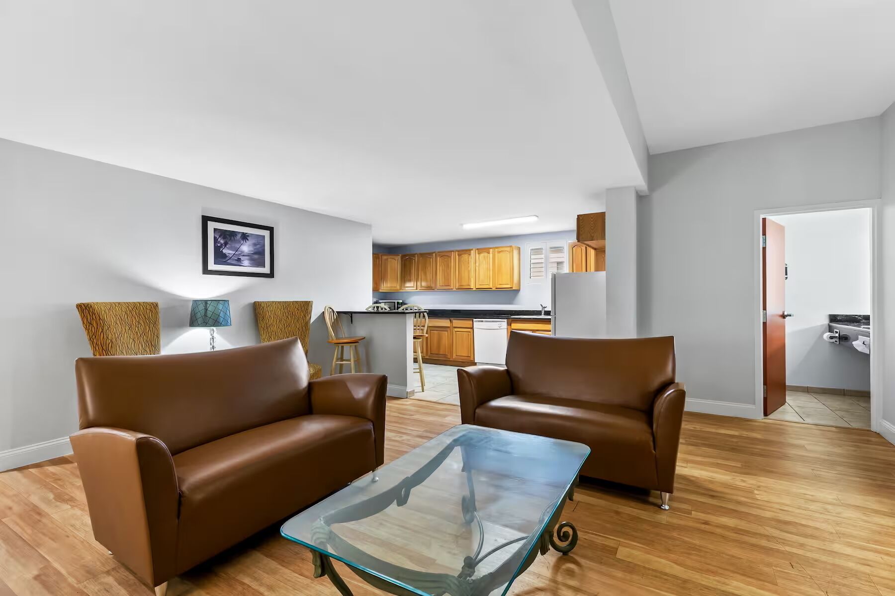 Suite, 2 Bedrooms, Non Smoking (1 Kind Bed & 2 Queen Beds) | Egyptian cotton sheets, premium bedding, pillowtop beds