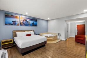 Superior Studio Suite, 1 King Bed, Non Smoking | 1 bedroom, Egyptian cotton sheets, premium bedding, pillow-top beds