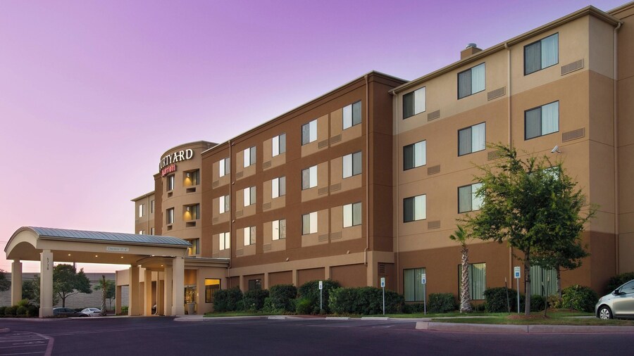 Courtyard by Marriott San Antonio Lackland