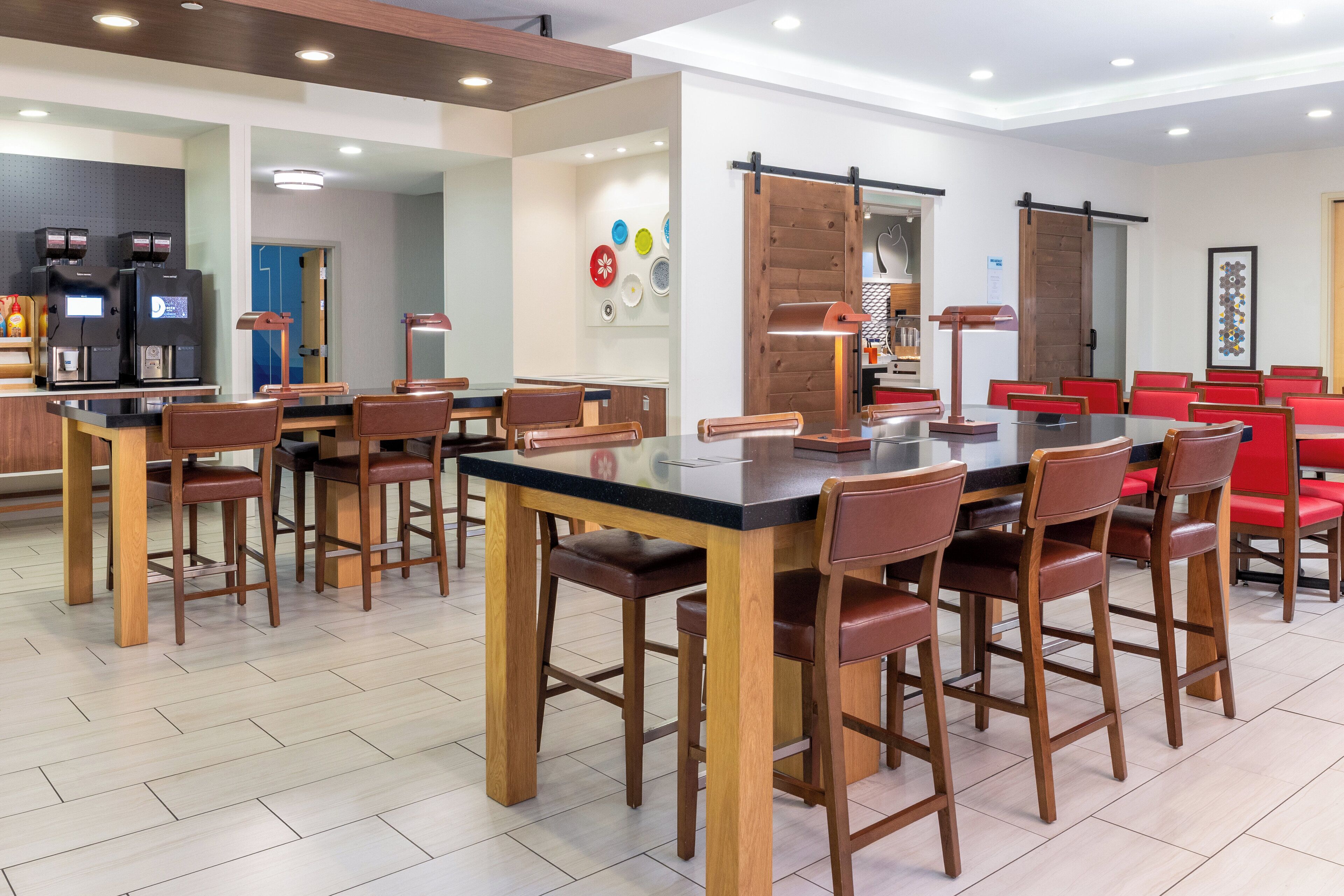 free daily continental breakfast