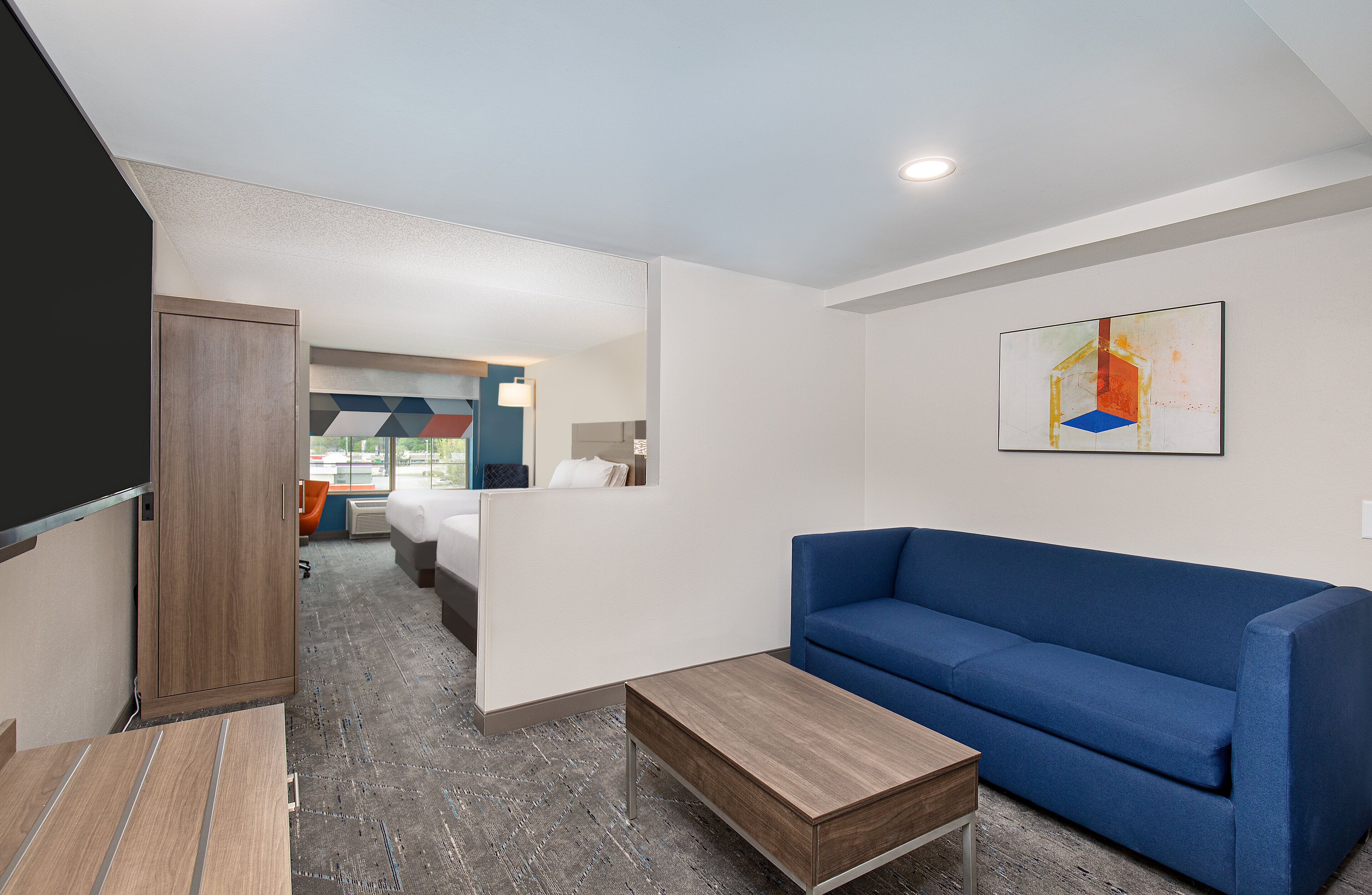 ห้องสวีท, หลายเตียง (Additional Living Area) | โต๊ะทำงาน, เตารีด/โต๊ะรีดผ้า, เปล/เตียงเด็กอ่อน (ฟรี), Wi-Fi ฟรี