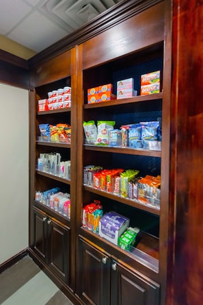 Snack bar