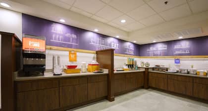 Hampton Inn Hays-North of I-70