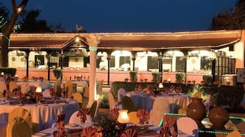 Espace banquet en plein air