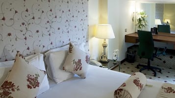 Minibar, safe på rommet, blendingsgardiner og lydisolert