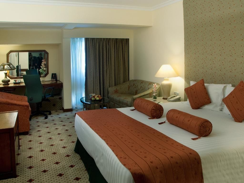 minibar, in-room safe, blackout curtains, soundproofing