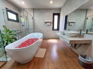 Bathroom - Supalai Scenic Bay Resort And Spa (Pa Klok)