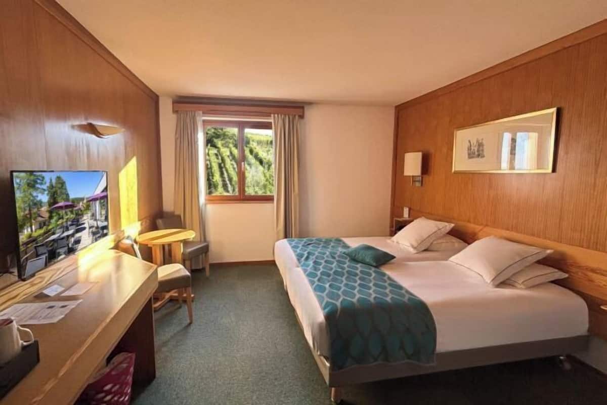1 Schlafzimmer, Minibar, Zimmersafe, Schreibtisch