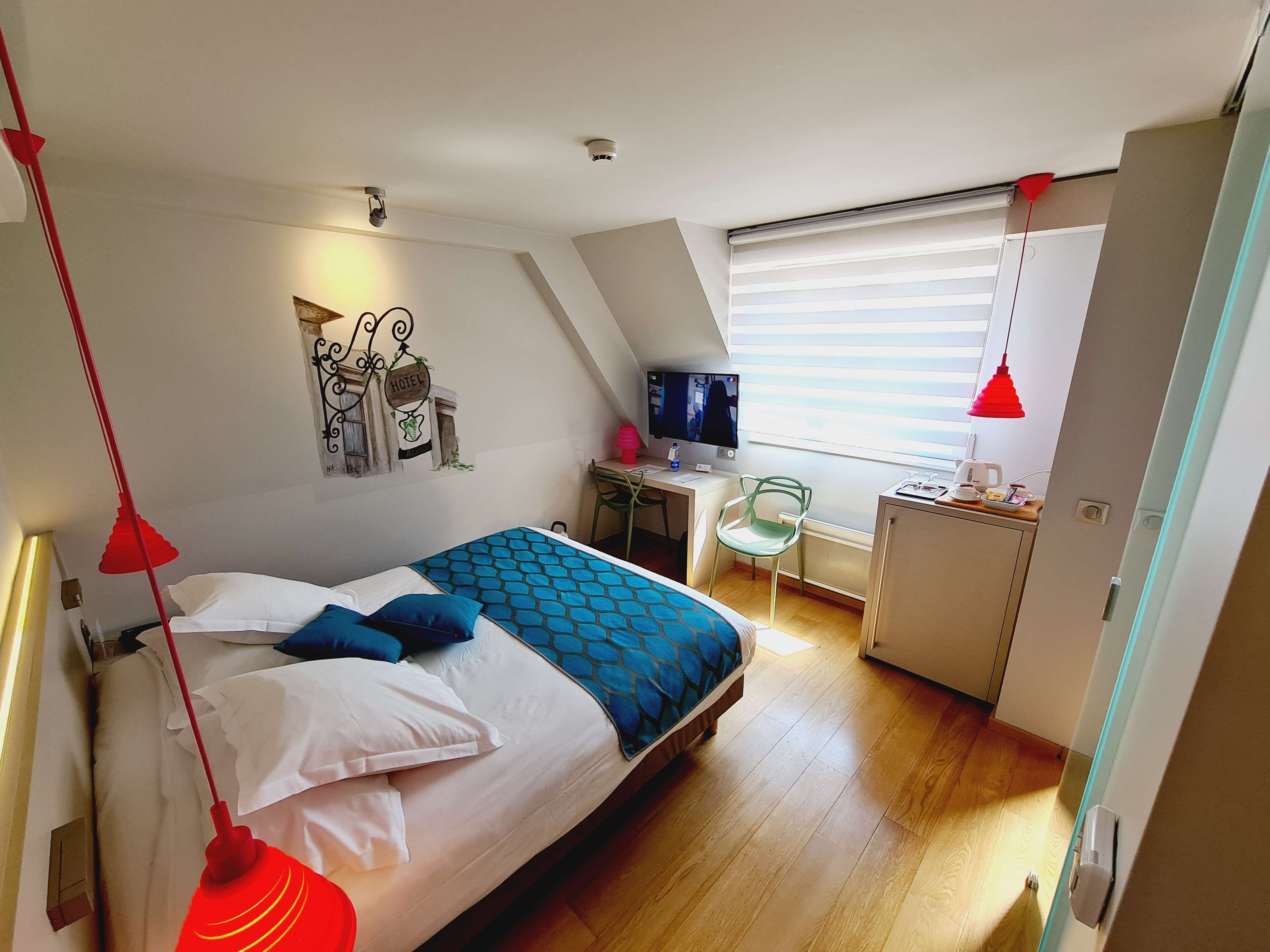 1 sovrum, minibar, värdeförvaringsskåp på rummet och skrivbord