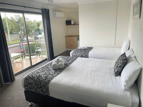 Coastal Bay Motel Coffs Harbour