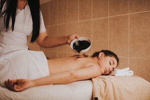 Body treatments, mud baths, aromatherapy, hot stone massages - Hotel Magic Mountain SPA & Conference center (La Fortuna)