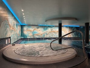 Indoor pool - Hilton Dublin Kilmainham (Dublin)