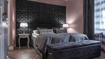 Superior Double Room | 1 bedroom, premium bedding, down comforters, minibar