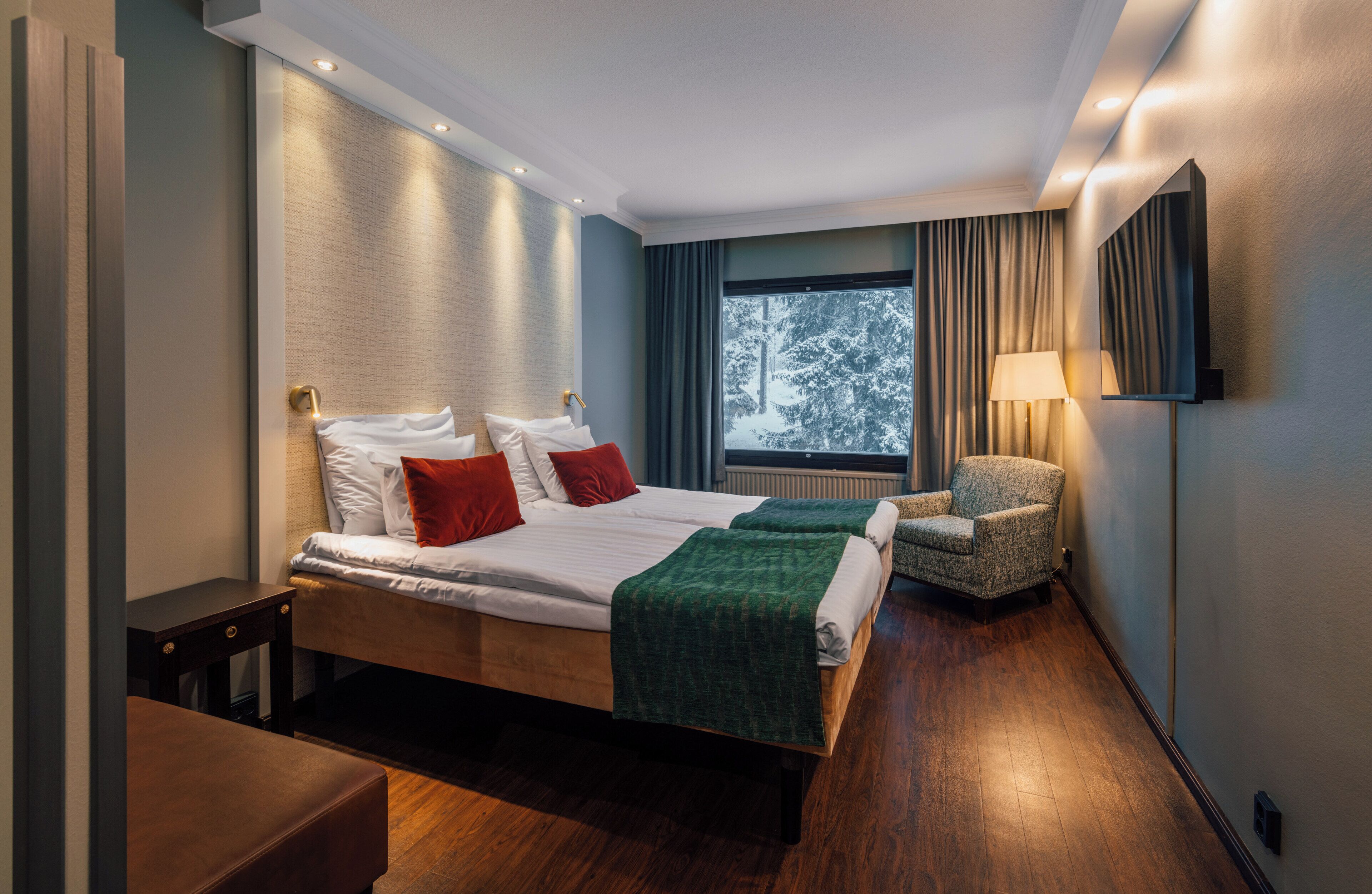 Habitación con 2 camas individuales | Ropa de cama de alta calidad, cortinas blackout y insonorización 