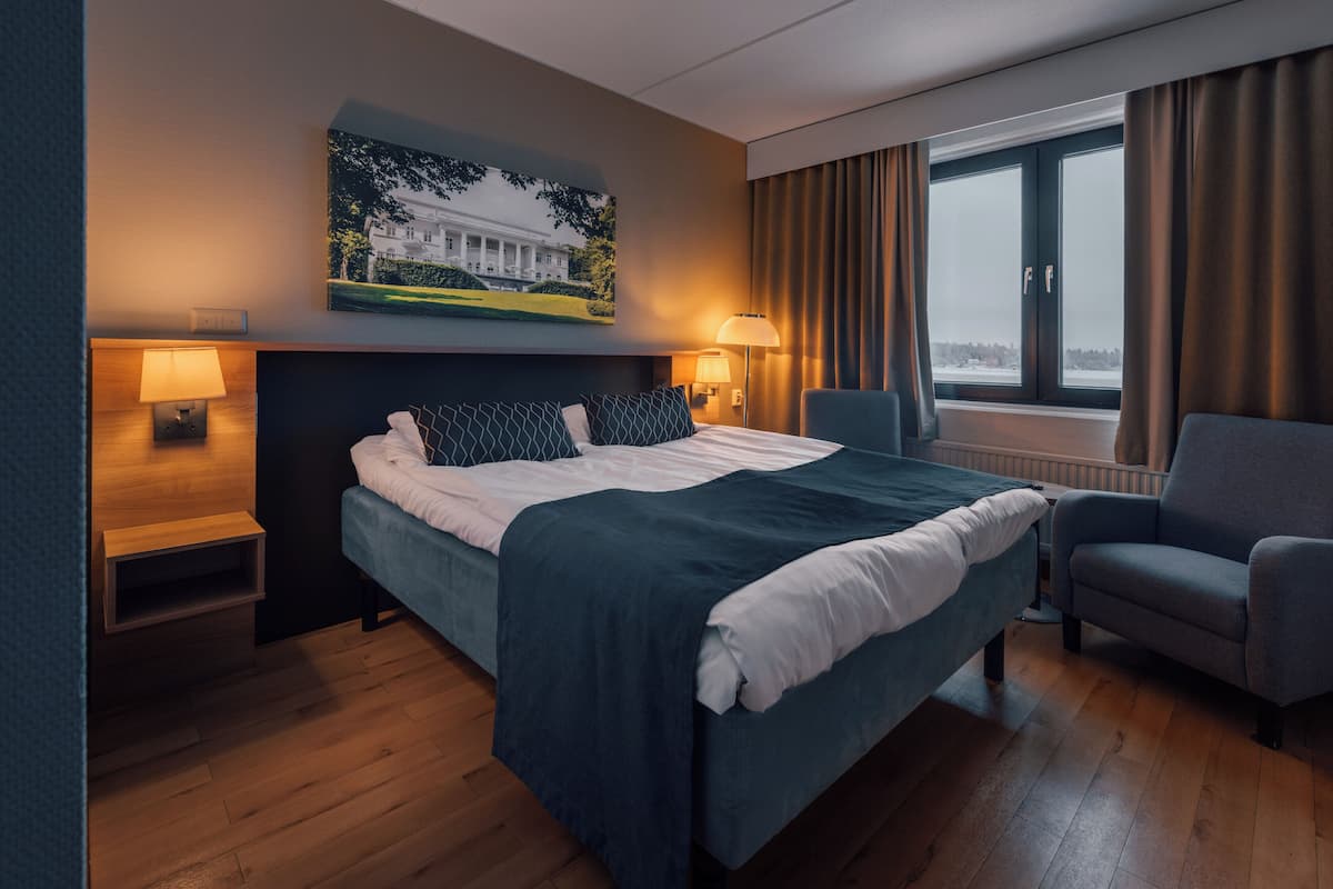 Standard double - Spa Hotel | Premium bedding, blackout drapes, soundproofing, free WiFi