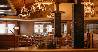 Lapland Hotels Sirkantähti