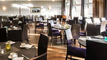 Tägliches inbegriffenes Frühstücksbuffet