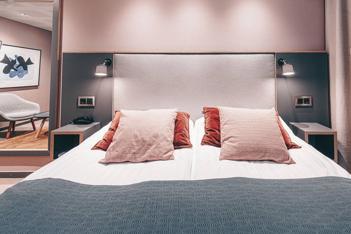 premium bedding, select comfort beds, individually decorated, desk