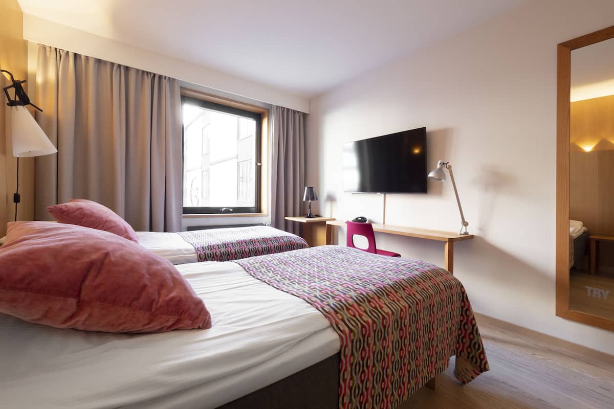 İki Ayrı Yataklı Oda | Kaliteli yatak takımı, Select Comfort yatak, ayrı ayrı dekore edilmiş