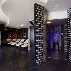 Couples treatment room(s), sauna, body treatments, body scrubs, facials