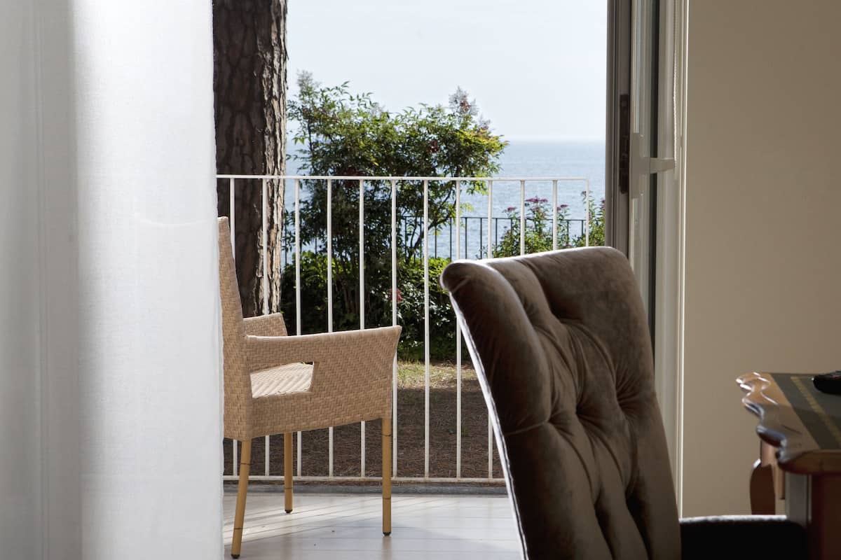 1 bedroom, minibar, in-room safe, desk