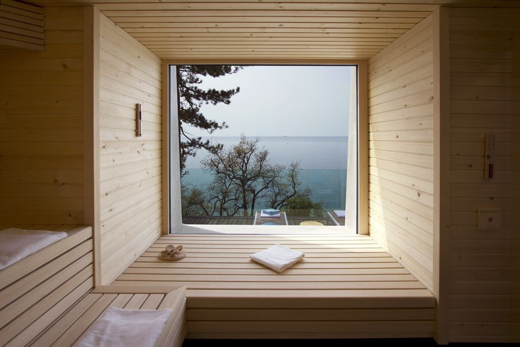 couples treatment room(s), sauna, body treatments, body scrubs, facials