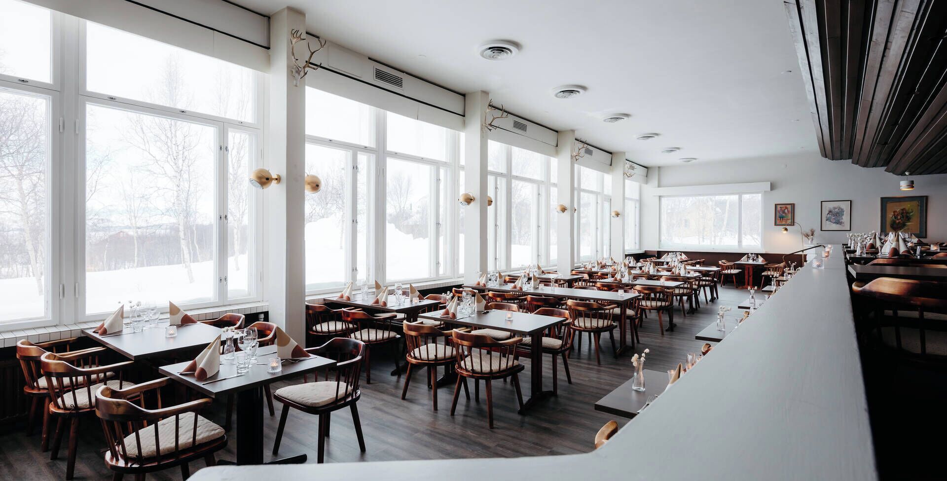 Dinner served, Regional cuisine