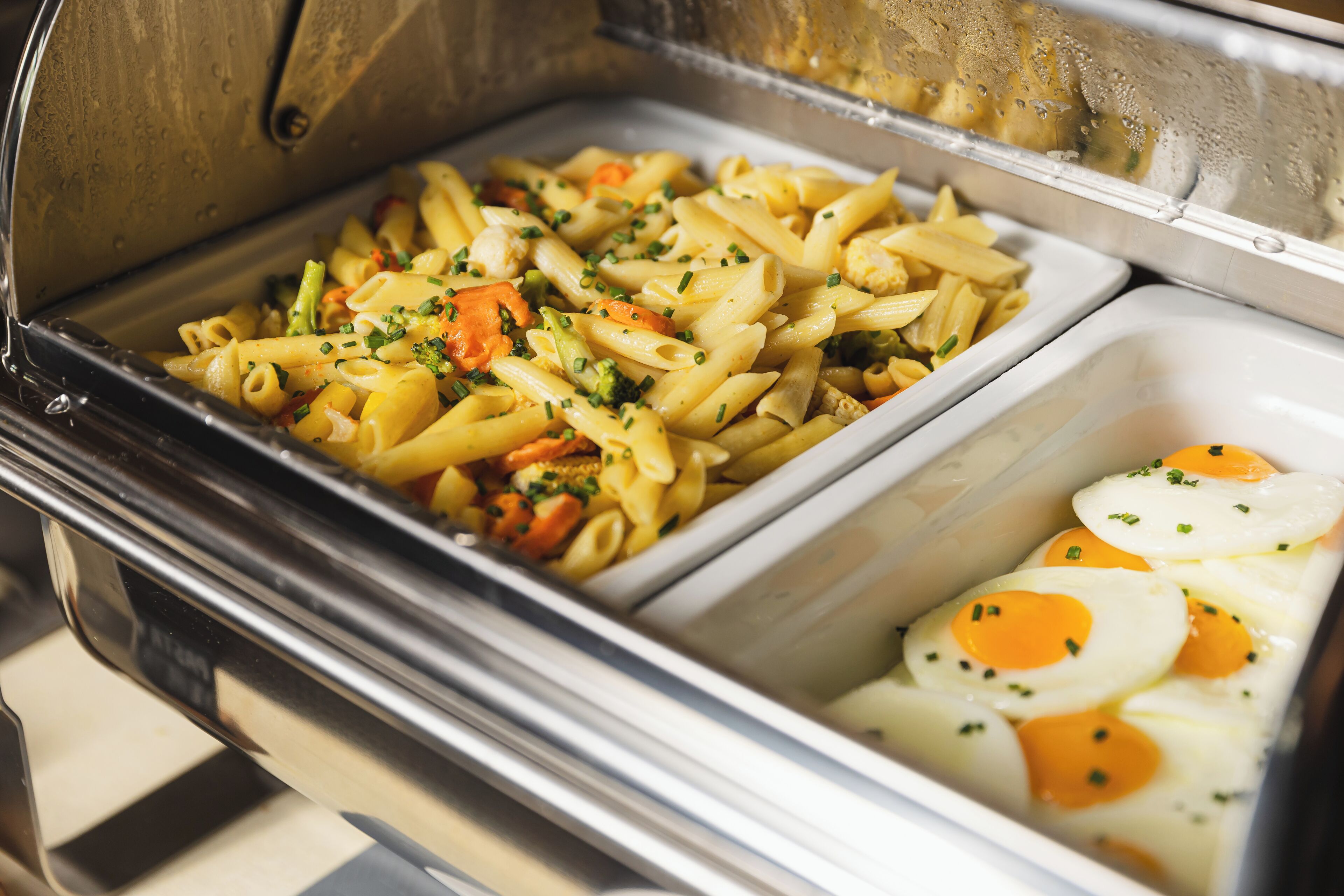 daily buffet breakfast for a fee