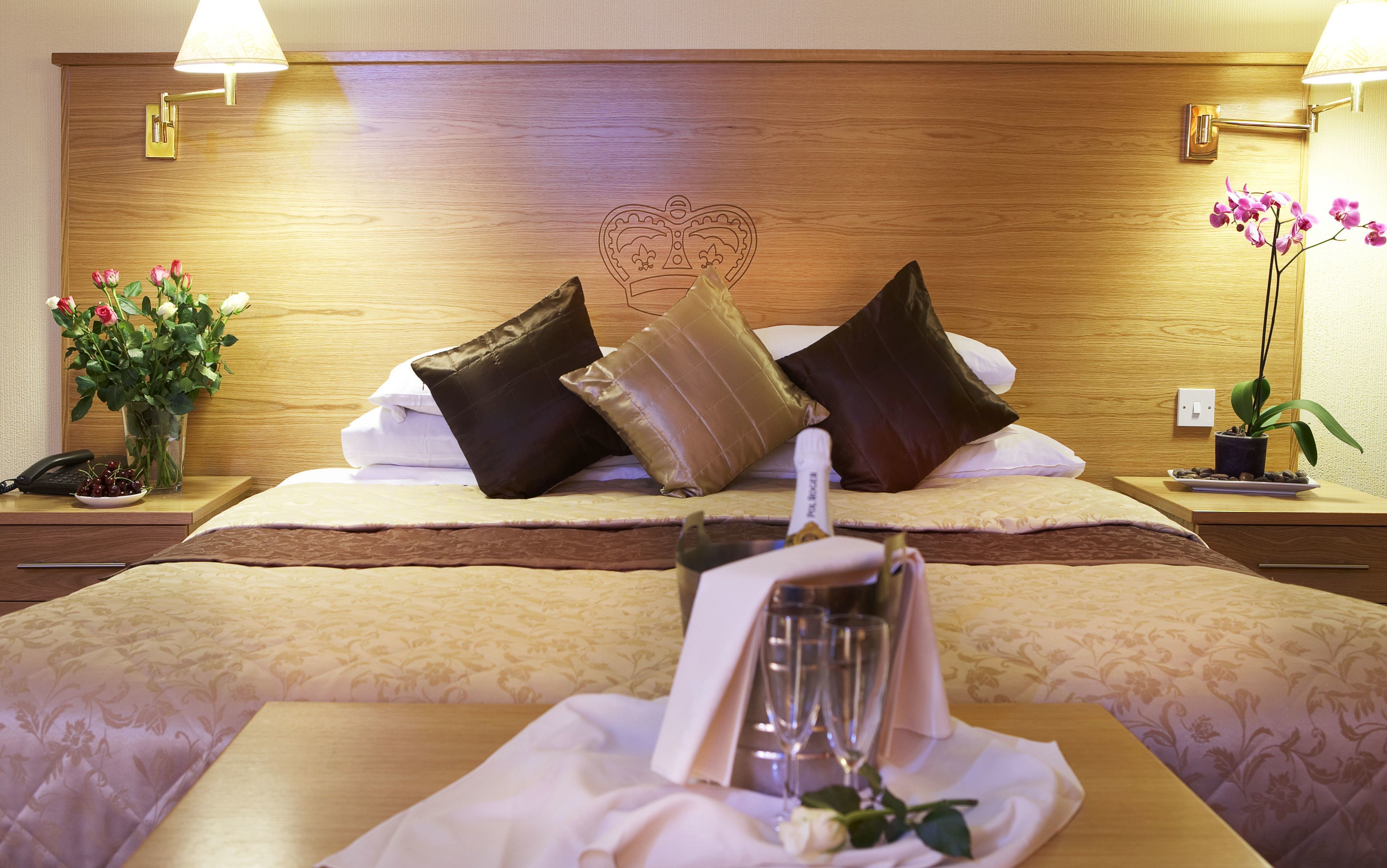 1 bedroom, in-room safe, desk, iron/ironing board