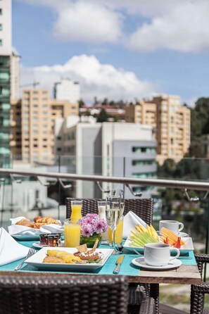 Rooftop terrace - NH Collection Mexico City Santa Fé (Mexico City)