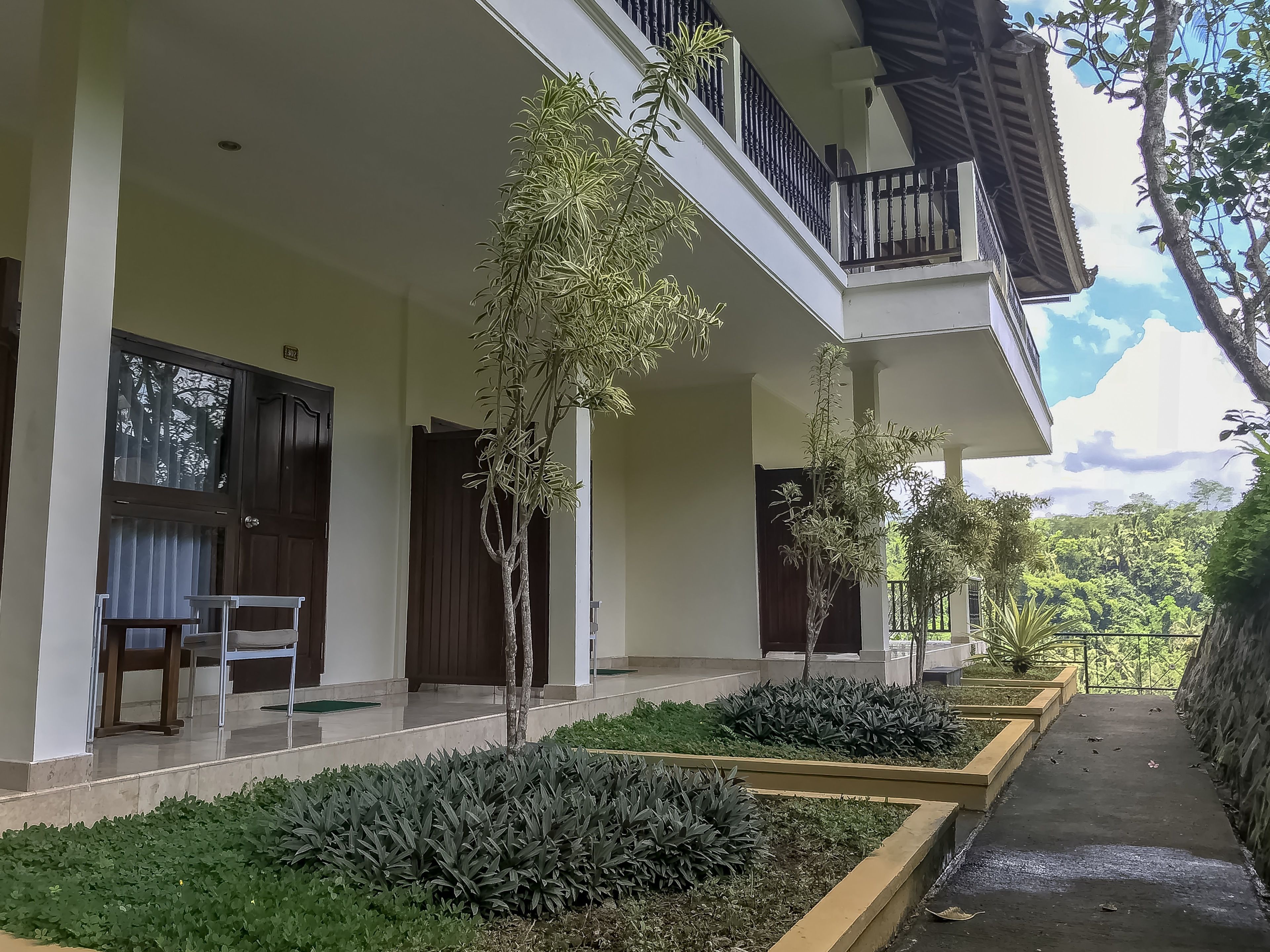 deluxe suite, 1 double bed, garden view | terrace/patio