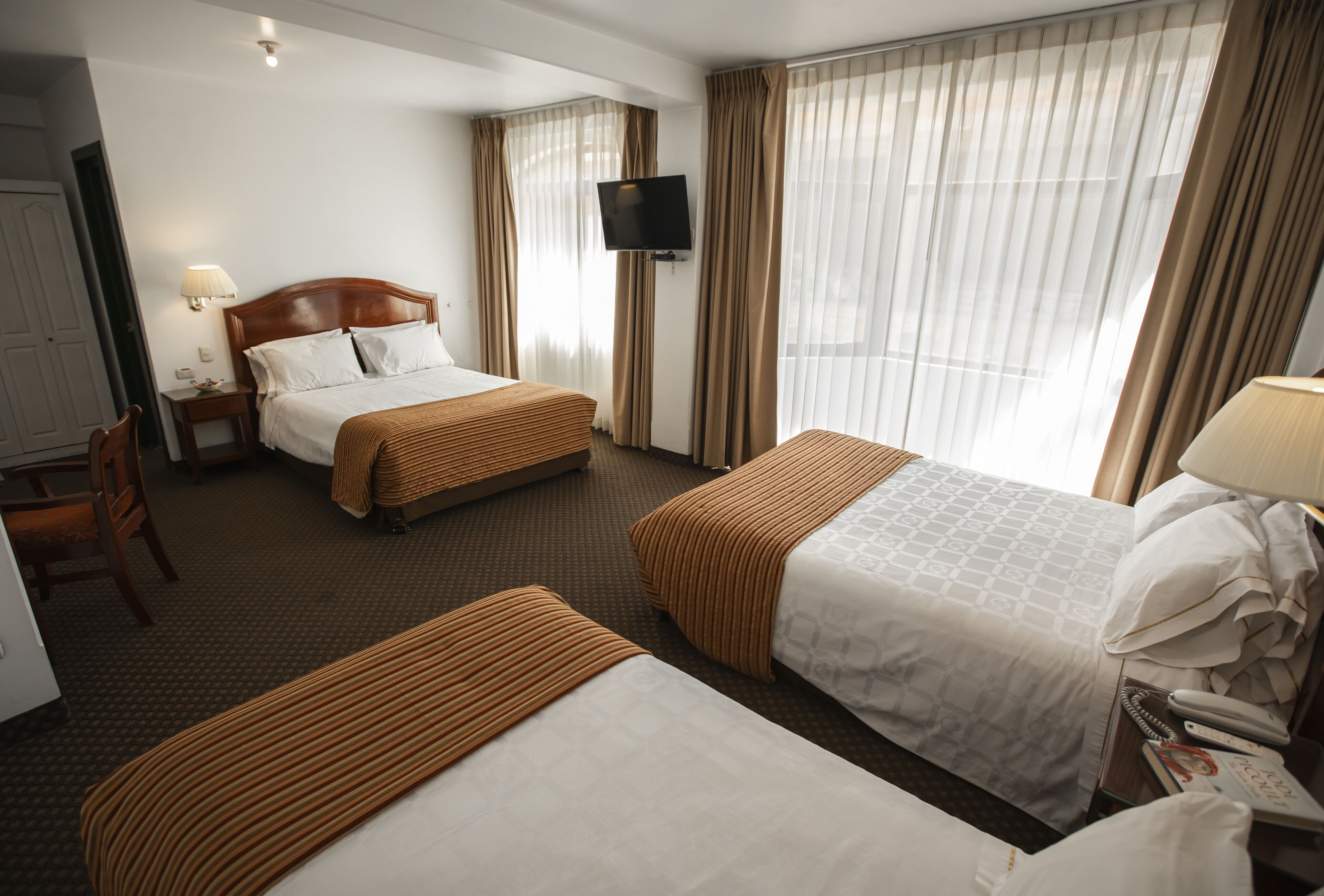 Triple Room | Memory foam beds, in-room safe, desk, soundproofing