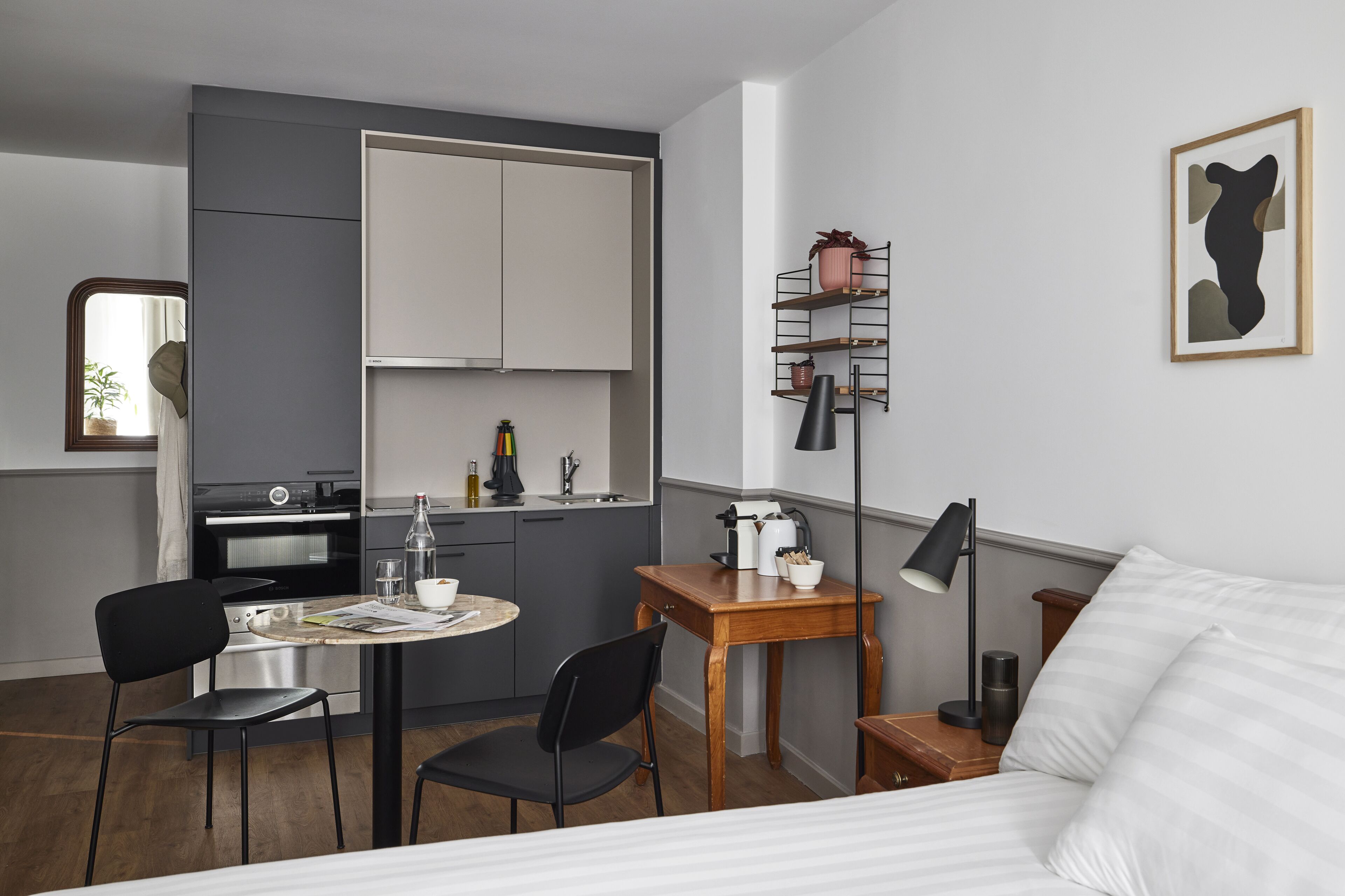 Photo - Base Lausanne - Contactless Check in