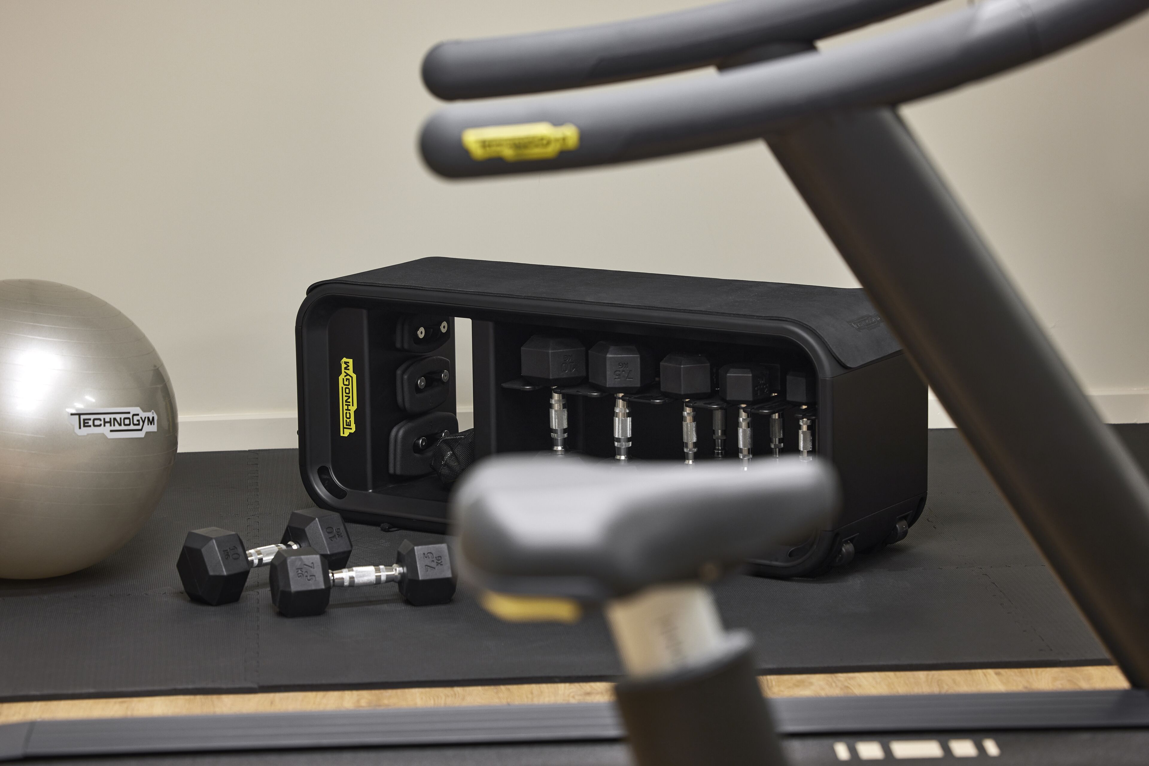 Photo - Base Lausanne - Contactless Check in