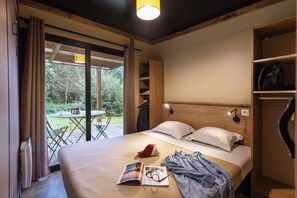 Family Chalet | 1 bedroom, cribs/infant beds