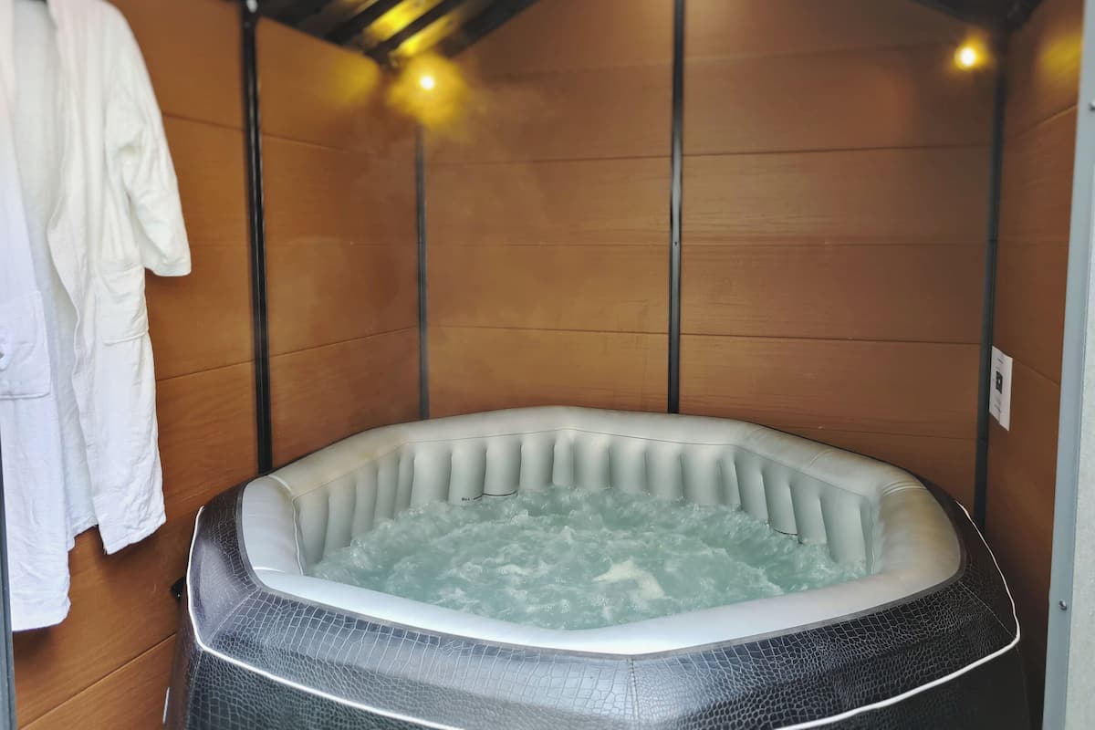 1 bedroom, premium bedding, in-room safe, individually decorated