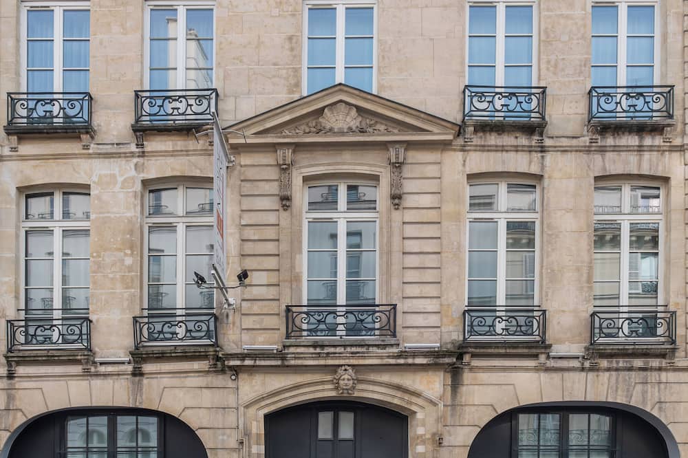 L'Empire Paris