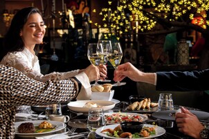 2 restaurants, lunch, dinner served; Mediterranean cuisine