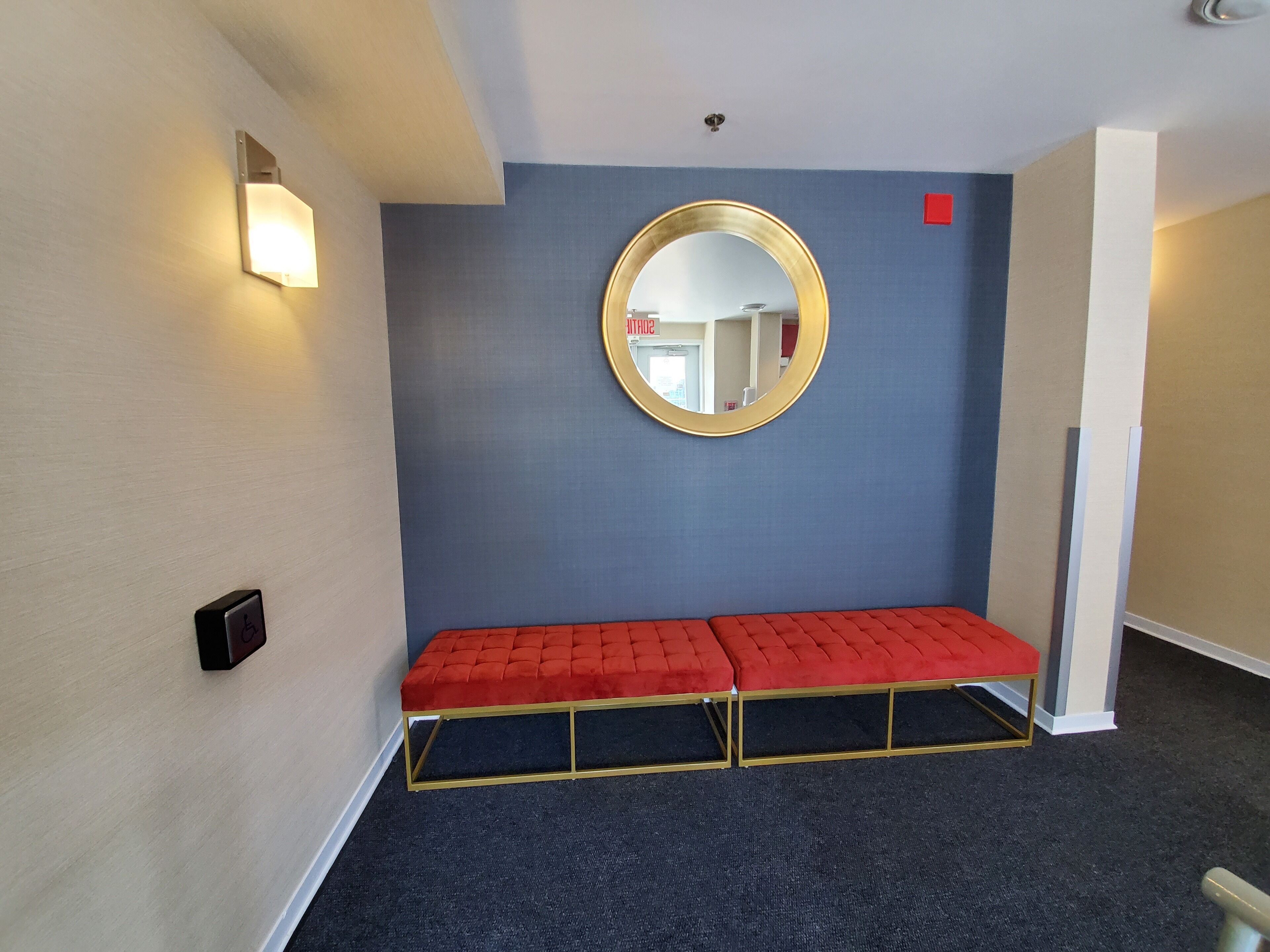 Photo - Econo Lodge