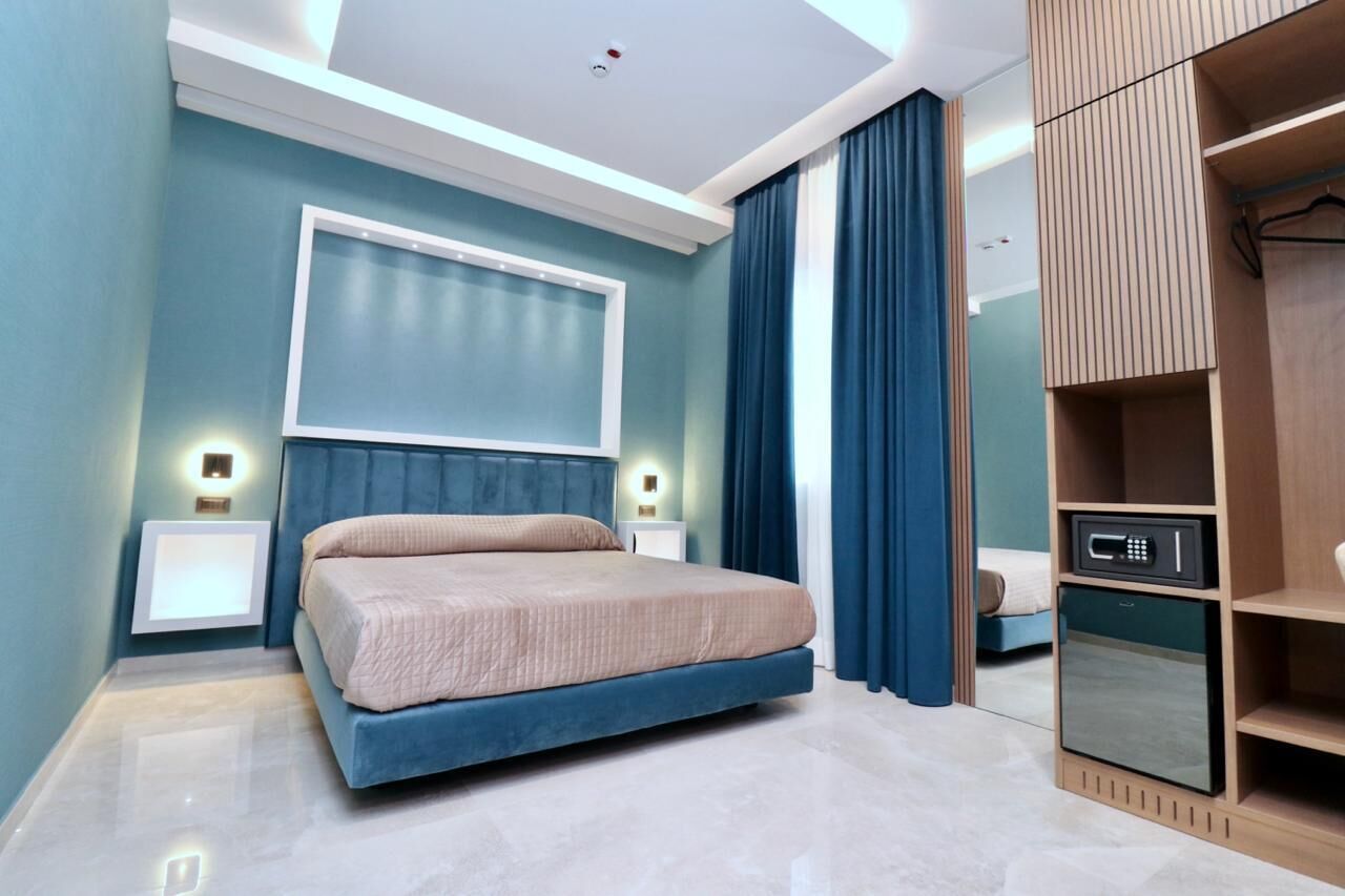 Deluxe dubbelrum | Värdeförvaringsskåp på rummet, skrivbord, gratis wi-fi och sängkläder