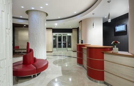 Reception hall. ibis Eskisehir