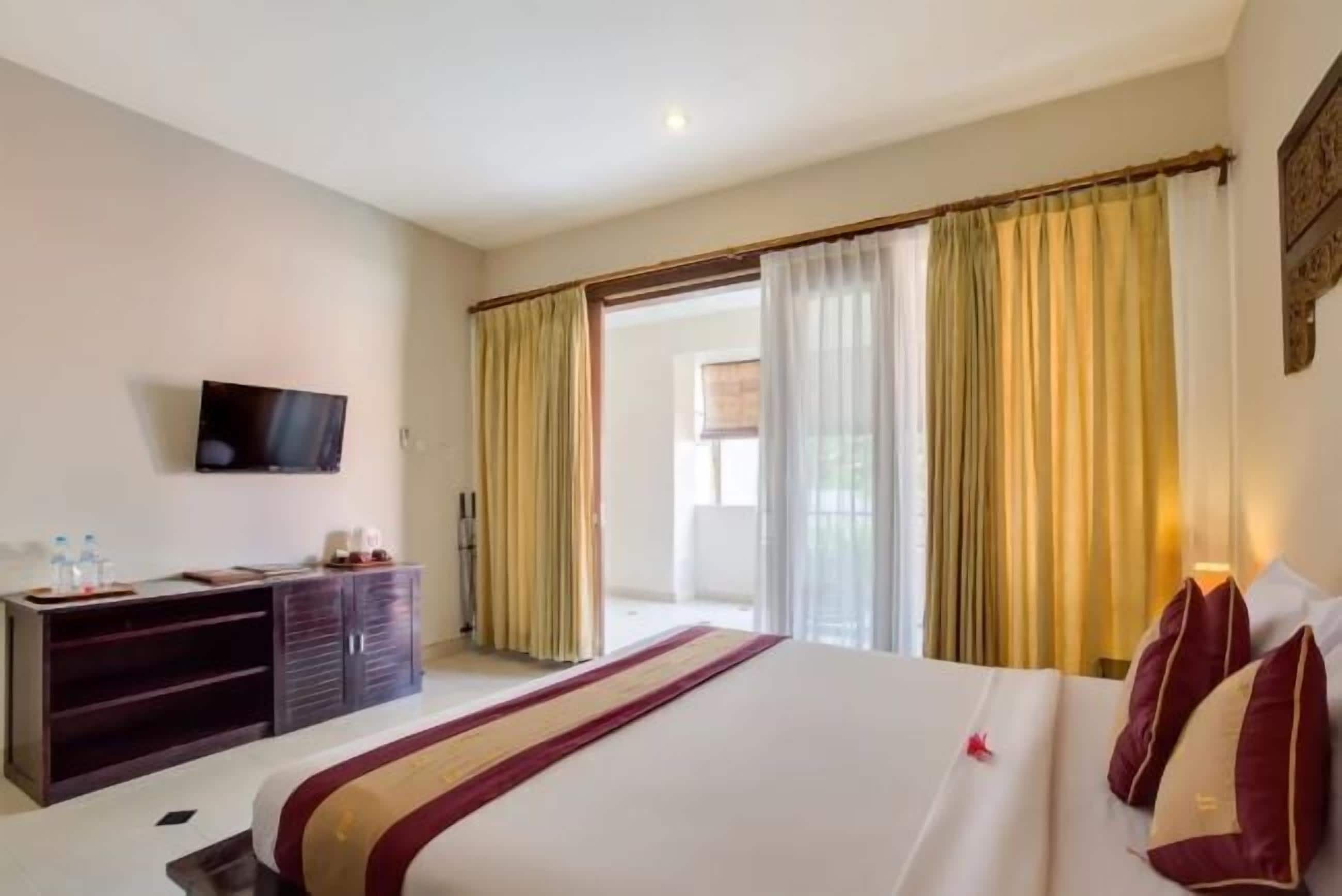 Premium bedding, minibar, in-room safe, individually furnished