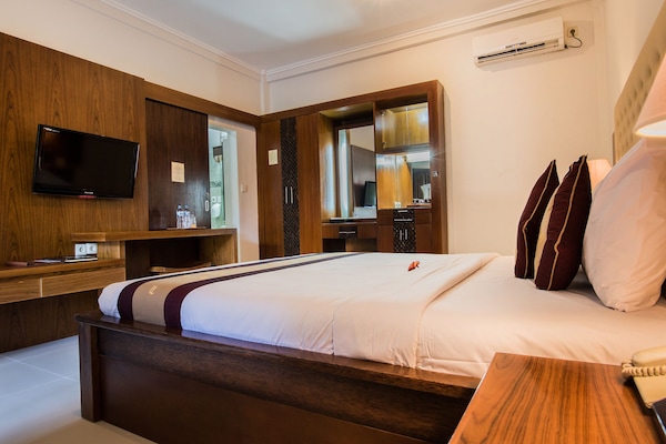 Superior Double Room (Lagoon Pool) | Premium bedding, minibar, in-room safe, individually furnished