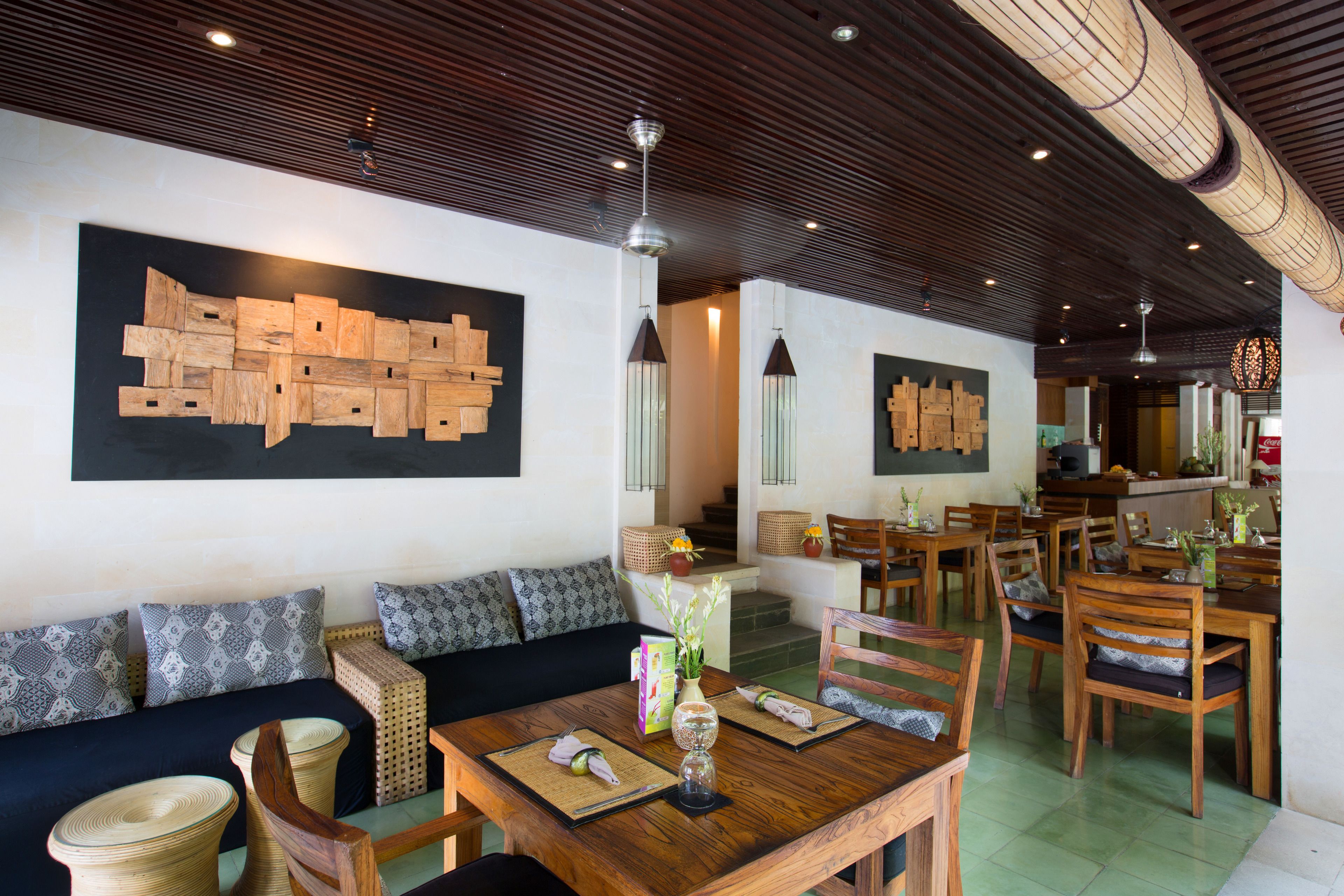 daily cooked-to-order breakfast (idr 150000 per person)