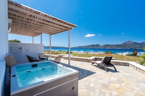 SuĂte jĂșnior, 1 quarto, banheira de hidromassagem, vista para o mar | Vista do quarto