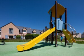 Außen-Kinderspielplatz