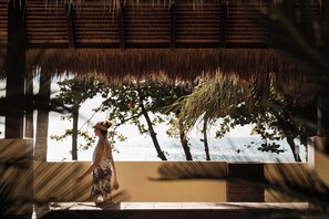 Spa - Sea Change Beachfront Apartments (Trinity Beach)